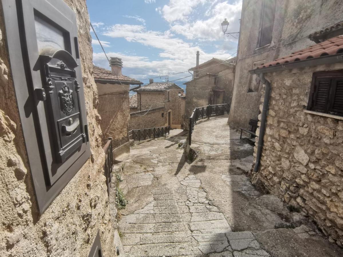 Il Torrione Villa Poggio Bustone Kültér fotó