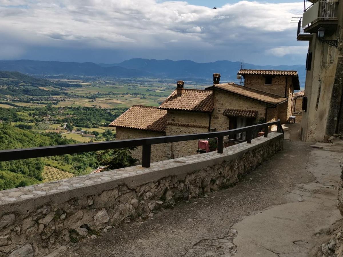 Il Torrione Villa Poggio Bustone Kültér fotó