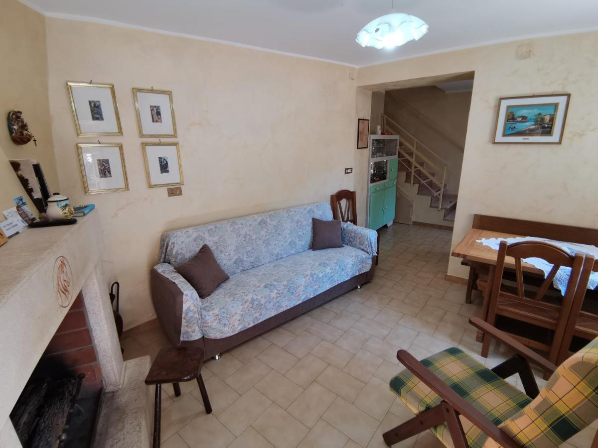 Il Torrione Villa Poggio Bustone Kültér fotó